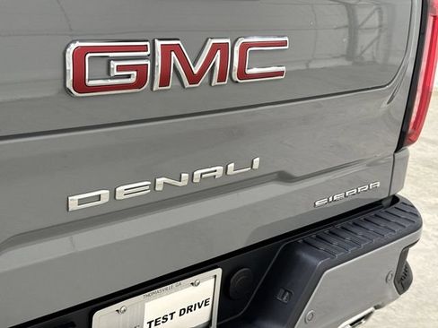 Used 2024 GMC Sierra 1500 Denali w/ Denali Reserve Package AWD/4WD image 32