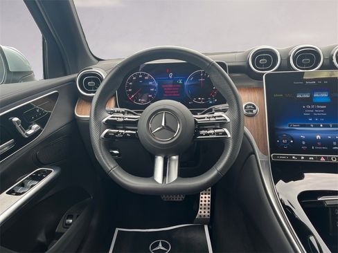 Certified 2025 Mercedes-Benz GLC 350e 4MATIC image 12