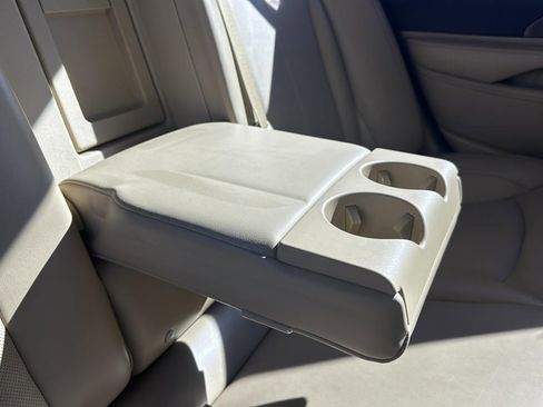 Used 2010 Buick LaCrosse CXS image 16