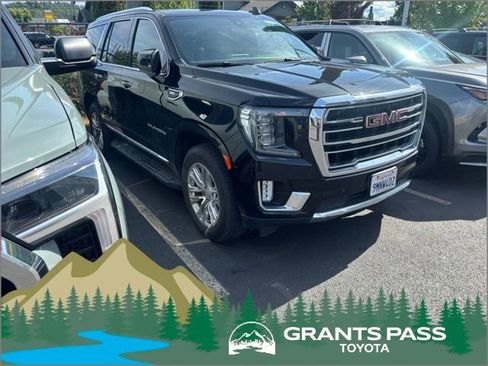 Used 2021 GMC Yukon SLT AWD/4WD image 1
