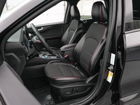 Certified 2023 Ford Escape ST-Line Select w/ Tech Pack #2 AWD/4WD image 12