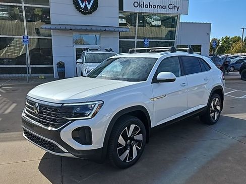 New 2026 Volkswagen Atlas Cross Sport SE AWD/4WD image 1