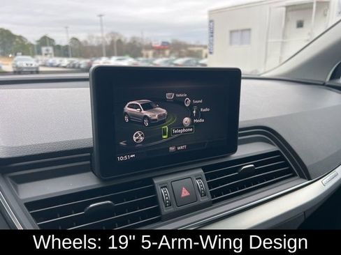 Used 2019 Audi Q5 2.0T Premium w/ Convenience Package image 23