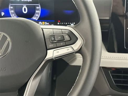 Certified 2025 Volkswagen Taos S image 9