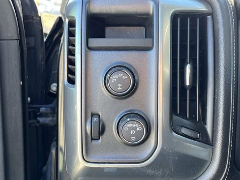 Used 2017 Chevrolet Silverado 1500 LTZ Z71 image 29