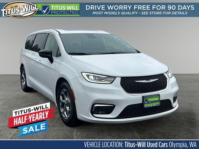 Used 2024 Chrysler Pacifica Limited