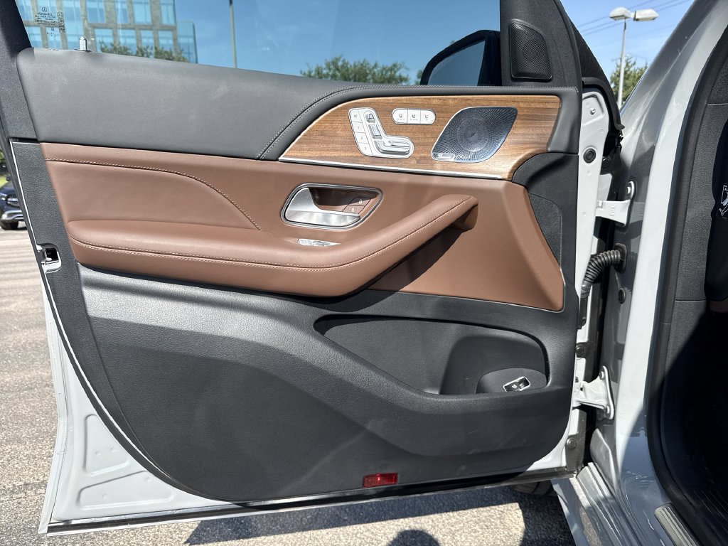 New 2026 Mercedes-Benz GLE 53 AMG 4MATIC image 15