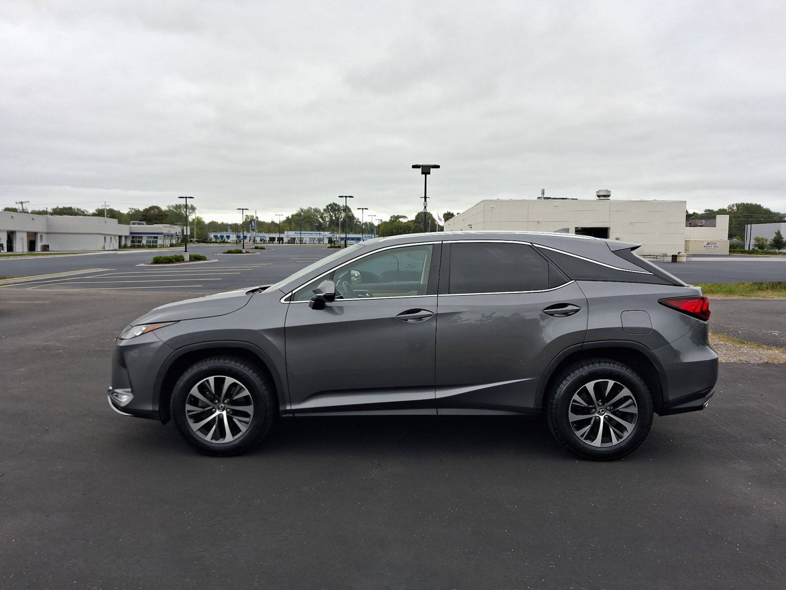 Used 2022 Lexus RX 350 AWD w/ Premium Package image 2