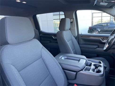 Used 2023 GMC Sierra 1500 Elevation image 16