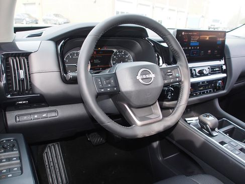 New 2026 Nissan Pathfinder SV image 14