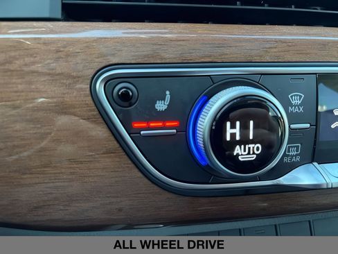 Used 2022 Audi A4 2.0T Premium w/ Convenience Package image 25