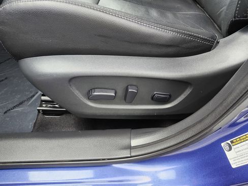 Used 2019 Nissan Rogue SL AWD/4WD image 26