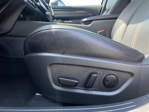 Used 2025 MAZDA CX-50 AWD 2.5 Hybrid w/ Premium Pkg image 25
