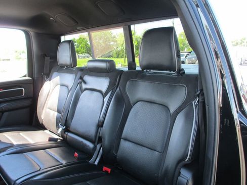 Used 2019 RAM 1500 Laramie AWD/4WD image 23