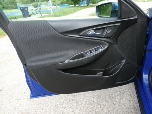 Used 2023 Chevrolet Malibu LT FWD image 23