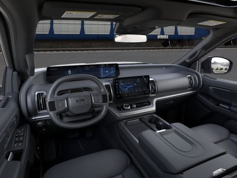 New 2026 Ford Expedition Max Platinum AWD/4WD image 9