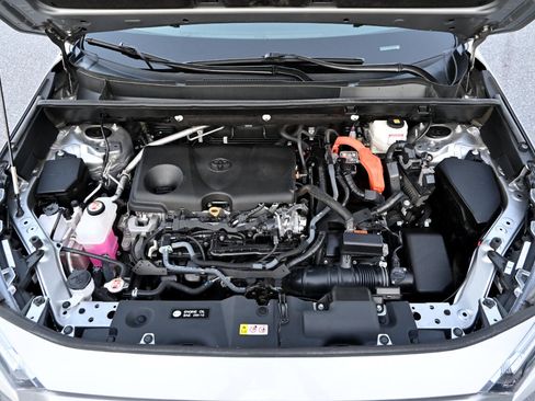 Used 2023 Toyota RAV4 XLE w/ XLE Grade Weather Package image 37