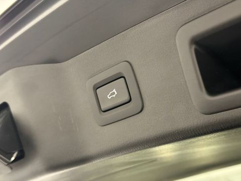 Certified 2025 MAZDA CX-5 Signature AWD/4WD image 9