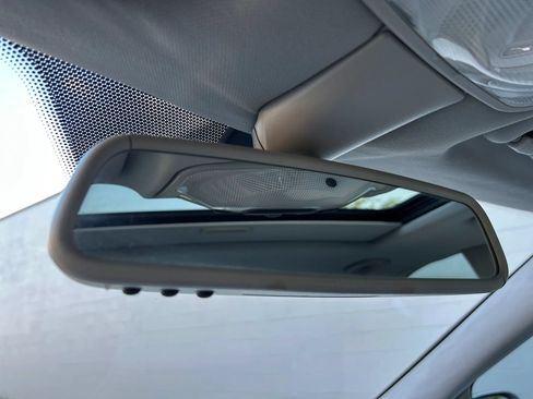 Used 2007 Mercedes-Benz C 230 Sedan image 21