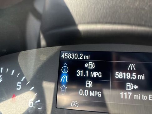 Used 2022 Ford Escape SEL image 24