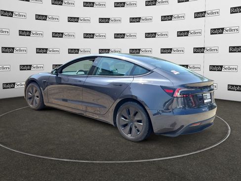 Used 2024 Tesla Model 3 Standard Range RWD image 4