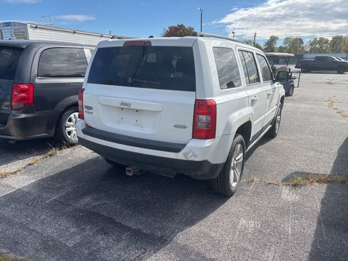 Used 2011 Jeep Patriot Latitude image 4