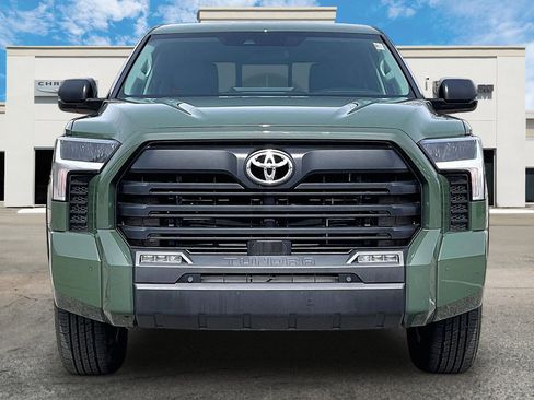 Used 2023 Toyota Tundra SR5 w/ SR5 Premium Package image 3