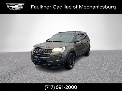 Used 2018 Ford Explorer XLT w/ Equipment Group 202A image 10