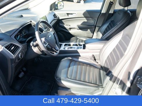 Used 2024 Ford Edge SEL image 16