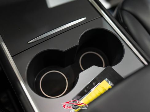 Used 2023 Tesla Model 3 Standard Range image 31