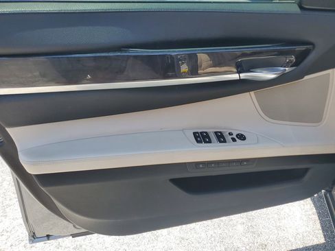 Used 2011 BMW 750i xDrive AWD/4WD image 20