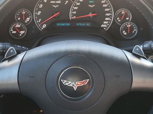 Used 2006 Chevrolet Corvette Convertible w/ Preferred Equipment Group image 19
