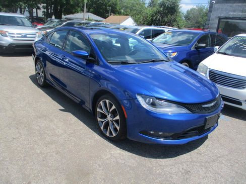 Used 2015 Chrysler 200 S w/ Sun/Sound Group AWD/4WD image 1