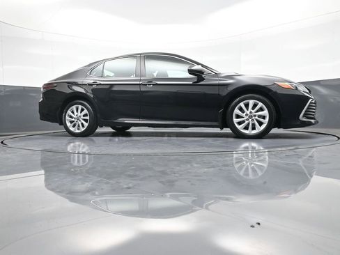 Certified 2023 Toyota Camry LE image 28