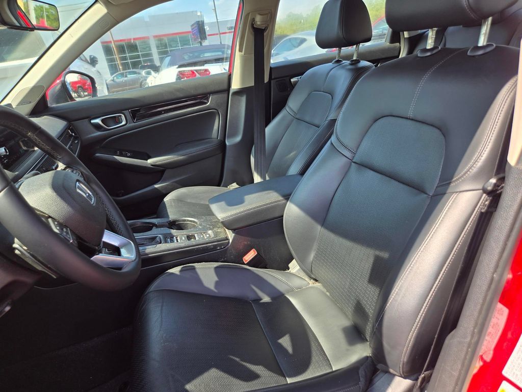 Used 2024 Honda Civic Touring image 9