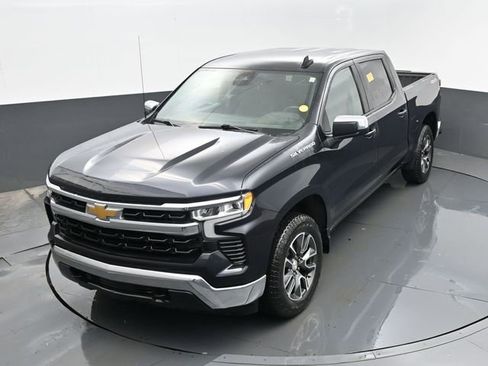 Used 2024 Chevrolet Silverado 1500 LT image 20