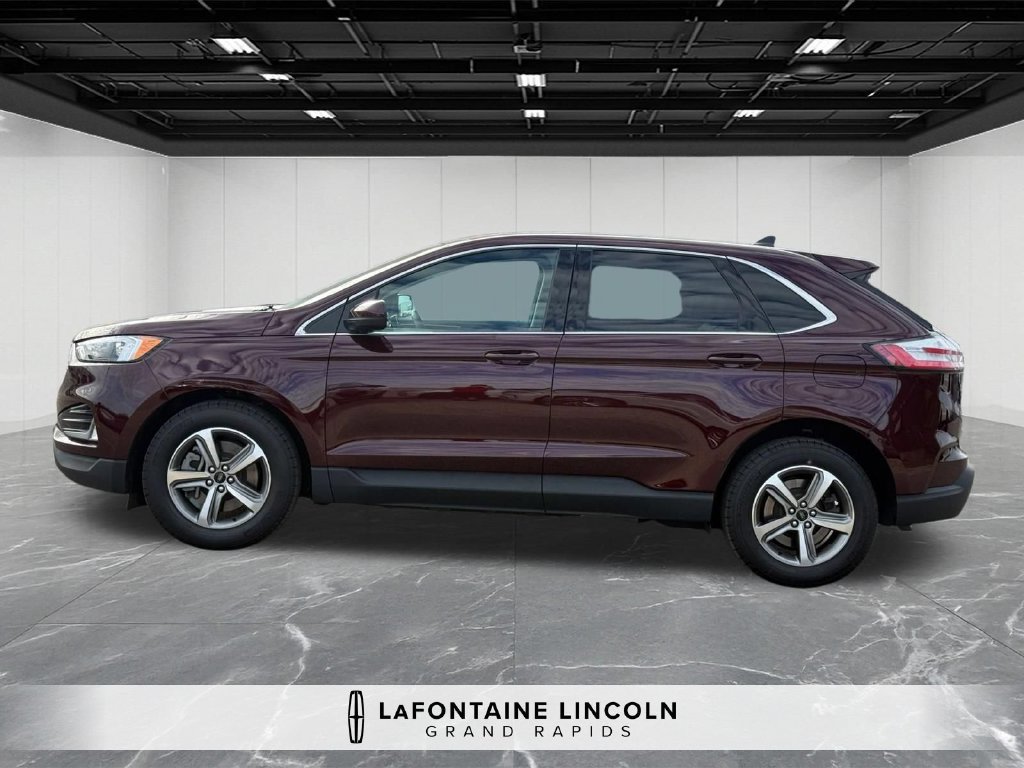 Used 2024 Ford Edge SEL w/ Convenience Package AWD/4WD image 2