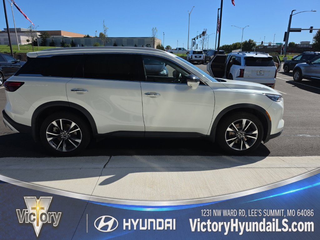 Used 2022 INFINITI QX60 Luxe w/ Cargo Package AWD/4WD image 7