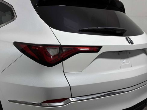 Used 2023 Acura MDX SH-AWD image 25