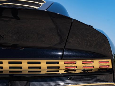 Used 2024 Aston Martin Valour image 50