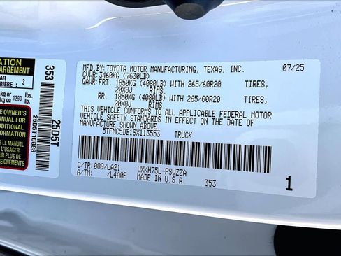 Used 2025 Toyota Tundra Platinum image 35