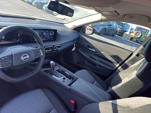 New 2026 Nissan Sentra SV image 24