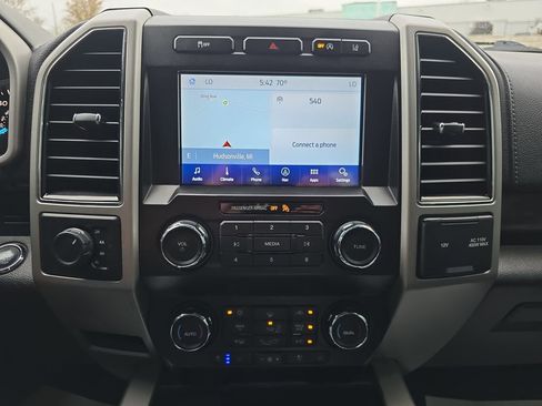 Used 2020 Ford F150 Lariat AWD/4WD image 21