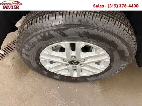 New 2026 Toyota Tundra SR5 image 7