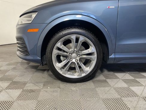 Used 2018 Audi Q3 2.0T Premium w/ Convenience Package AWD/4WD image 9