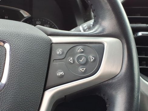 Used 2020 GMC Acadia SLE AWD/4WD image 17