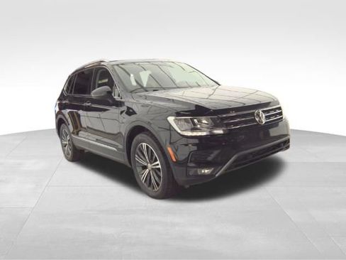 Used 2019 Volkswagen Tiguan SEL AWD/4WD image 3