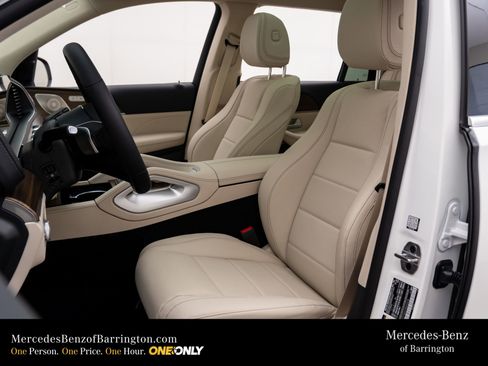 New 2026 Mercedes-Benz GLS 450 4MATIC image 19
