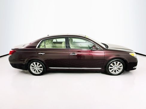 Used 2011 Toyota Avalon Limited FWD image 10