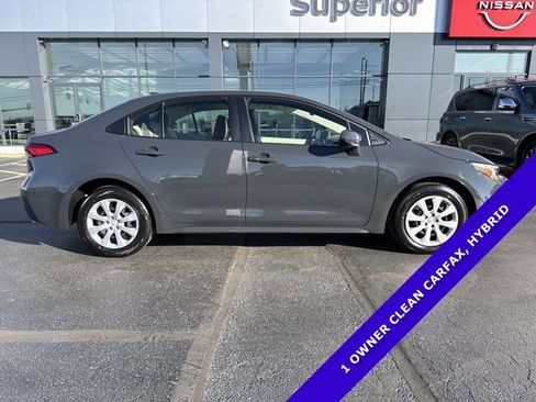 Used 2026 Toyota Corolla LE image 2